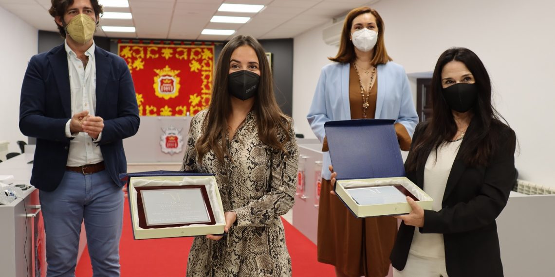 La Diputación de Málaga homenajea en Ronda a dos vecinas que han cumplido los cien años