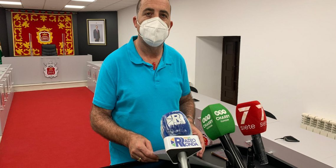 El Ayuntamiento renovará la pintura de 82 pasos de peatones y las marcas viales en gran parte de la ciudad