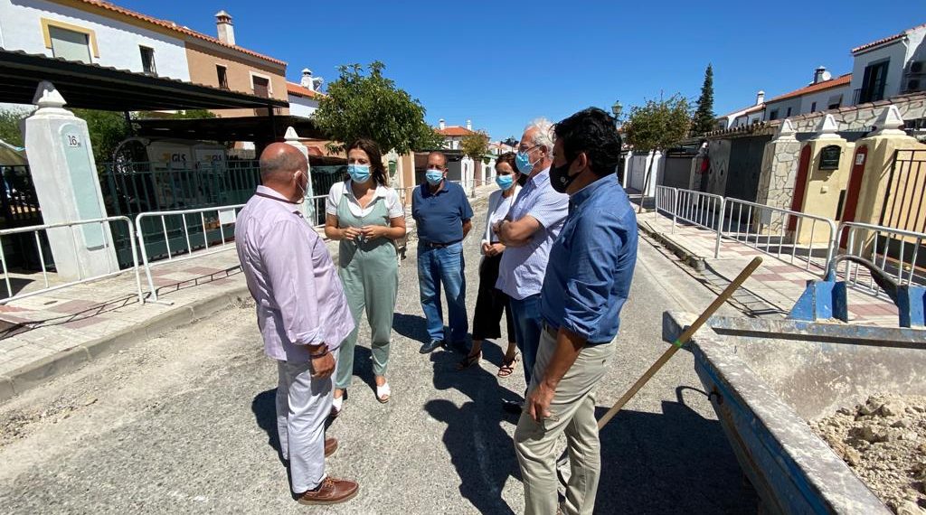 Comienzan las obras de sustitución de la red de abastecimiento de agua en la barriada de La Planilla