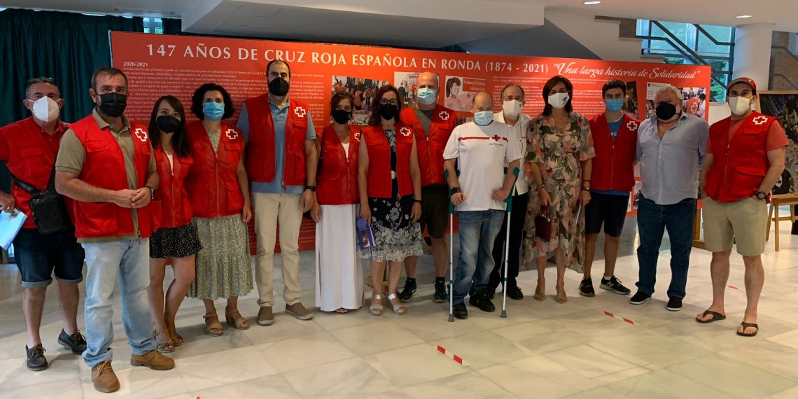 Cruz Roja en Ronda celebra un acto simbólico para celebrar el 147 aniversario de la asamblea local de esta entidad