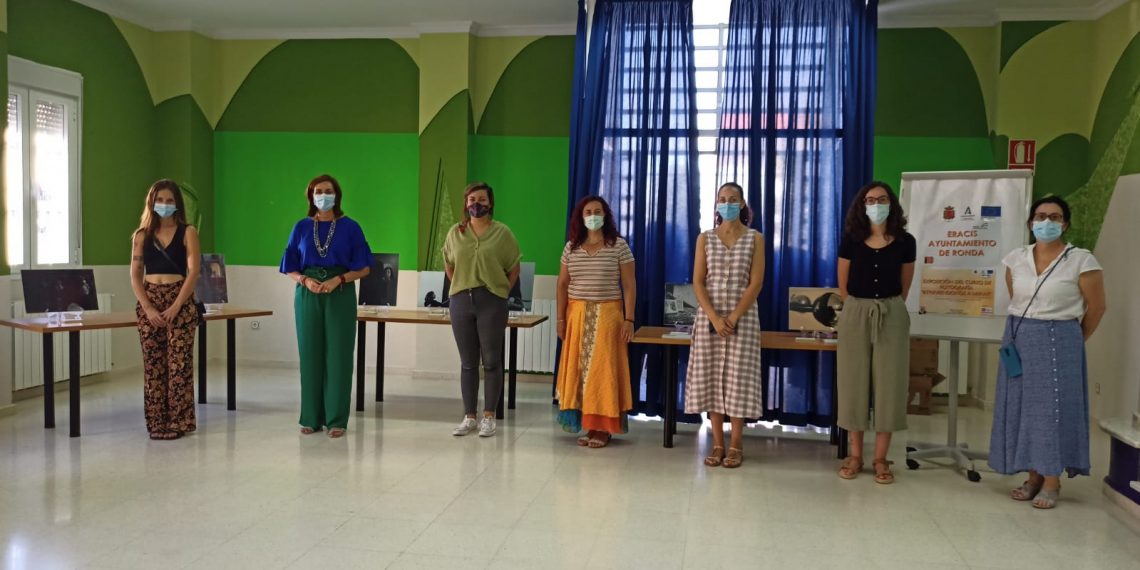 Asuntos Sociales destaca la labor de dinamización del programa Eracis del Ayuntamiento en las barriadas de la Dehesa y El Fuerte