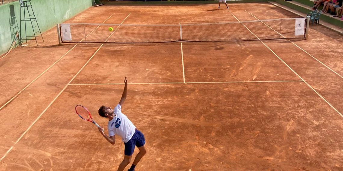 Caldés gana el XXXVI Torneo de Tenis Óptica Baca