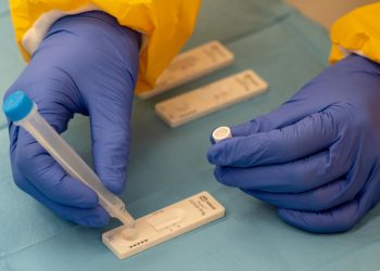 Sigue la tendencia descendente de la quinta ola de Covid en la Serranía