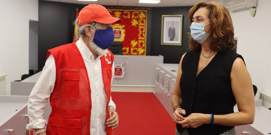 El Ayuntamiento y Cruz Roja anuncian un nuevo reparto de alimentos para la próxima semana