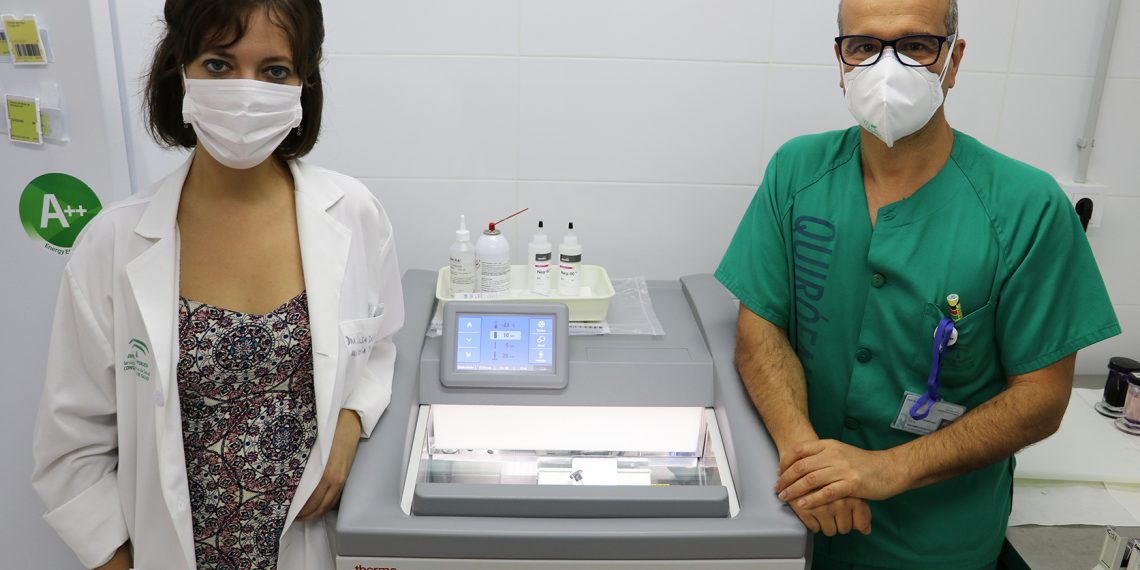 El Hospital de la Serranía de Ronda obtiene resultados de anatomía patológica en 20 minutos con el uso de un nuevo criostato