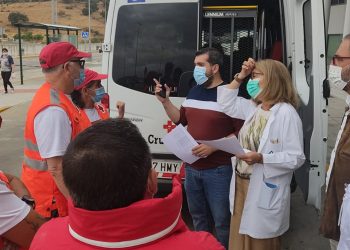 El Área Sanitaria Serranía de Málaga termina el traslado de 48 personas evacuadas por el incendio de Sierra Bermeja