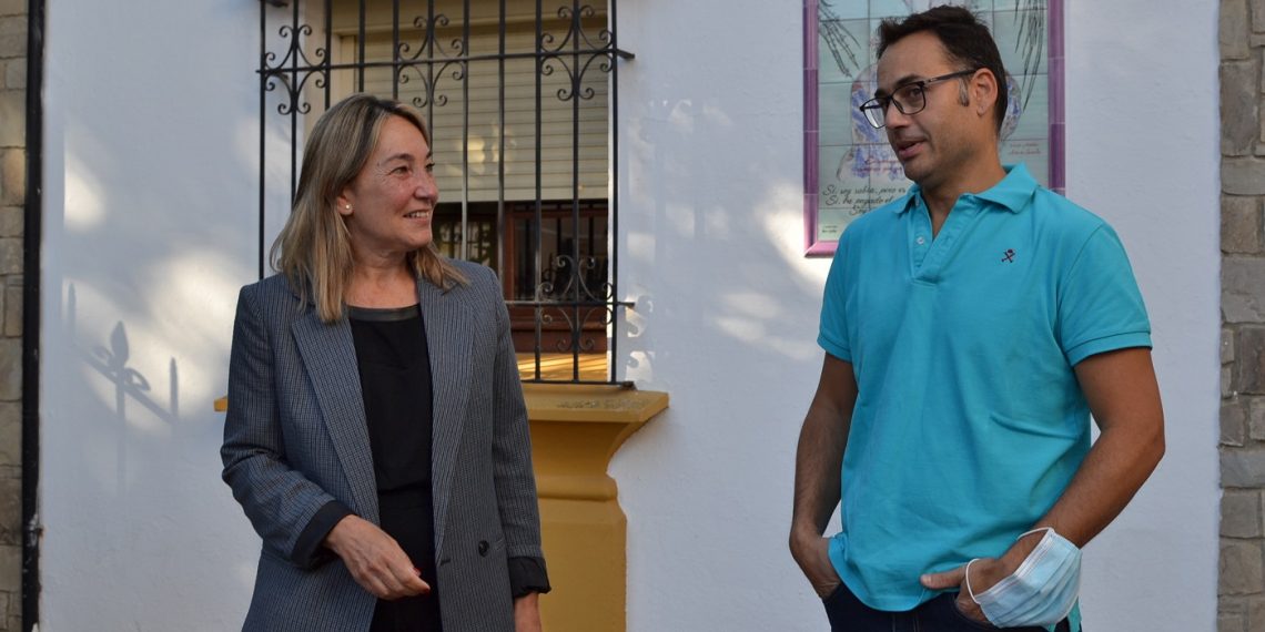 El Ayuntamiento retoma la actividad cultural esta semana con la presentación de un libro, un teatro familiar y flamenco por el Día del Mayor