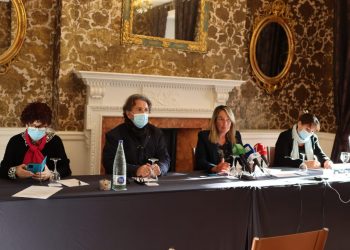 El poemario ‘De pie en la bañera’ de Pilar Vargas gana la XXI edición del Premio Internacional de Poesía ‘Ciudad de Ronda’