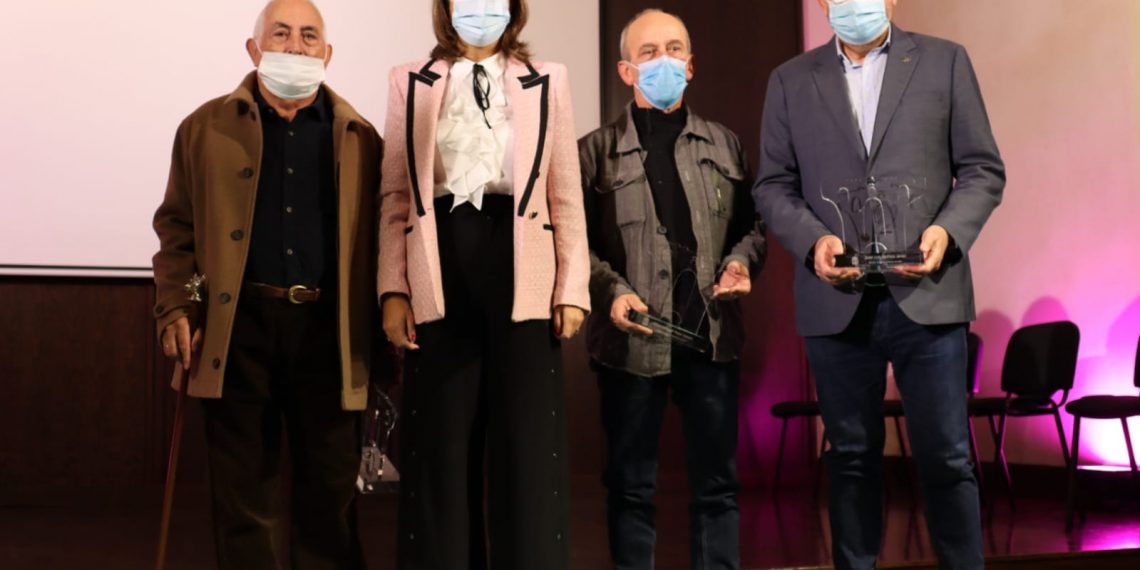 Ronda celebra el Día Internacional del Flamenco con un acto institucional que ha homenajeado al cantaor Curro Lucena, Hijo Adoptivo de la ciudad