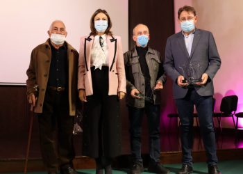 Ronda celebra el Día Internacional del Flamenco con un acto institucional que ha homenajeado al cantaor Curro Lucena, Hijo Adoptivo de la ciudad