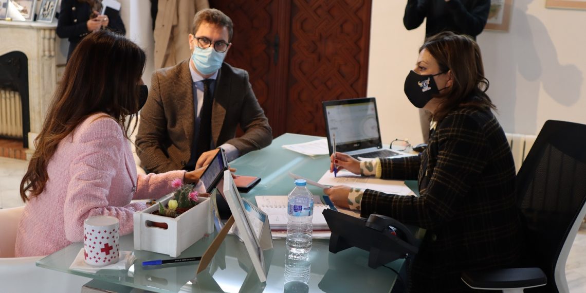 El Ayuntamiento y la Consejería de Turismo anuncian el proyecto de puesta en valor del camino del desfiladero del Tajo