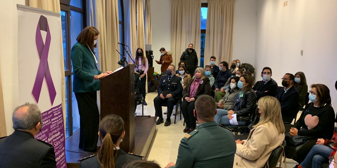 El Ayuntamiento celebra un acto institucional con motivo del Día Internacional contra la violencia de género