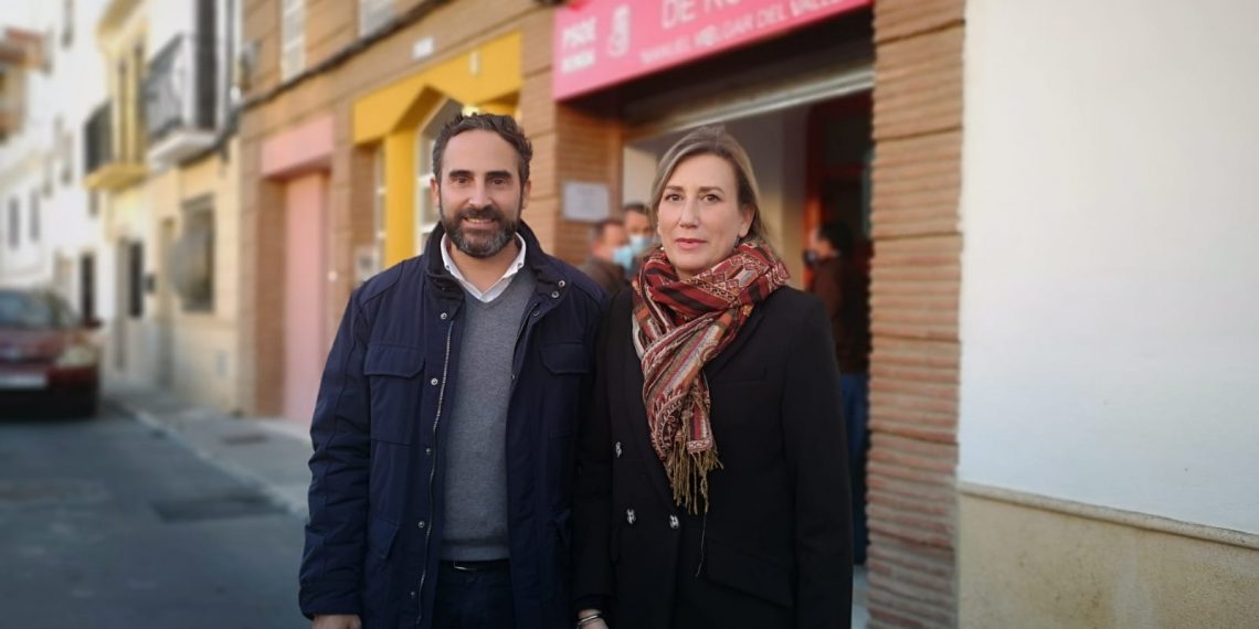 Pérez busca apoyos en Ronda para convertirse en secretario del PSOE de Málaga