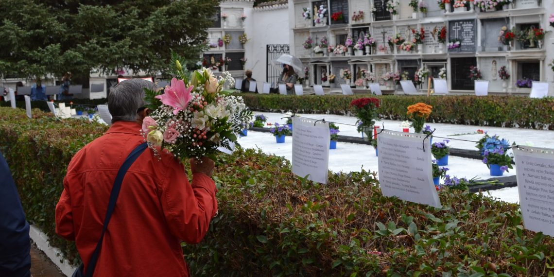 La Asociación de la Memoria Histórica de Ronda realiza su tradicional homenaje del 1 de noviembre