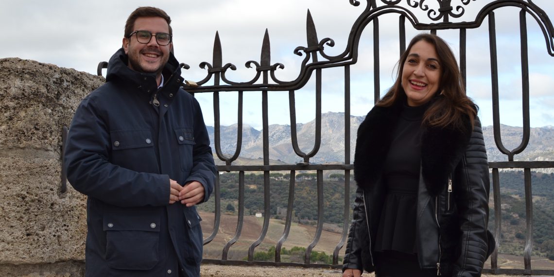 La cantante rondeña ‘Lola de Morón’ presentará su primer disco ‘Canta’ en el Convento de Santo Domingo