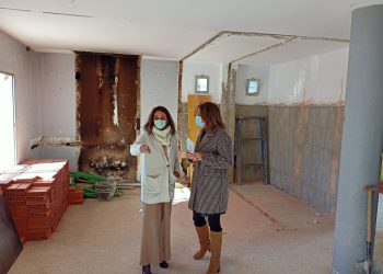 El Ayuntamiento invierte 40.000 euros en el acondicionamiento y reforma del centro cívico de la barriada de El Fuerte