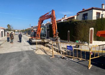 Comienzan las obras de la segunda fase de la mejora del abastecimiento en la barriada de La Planilla