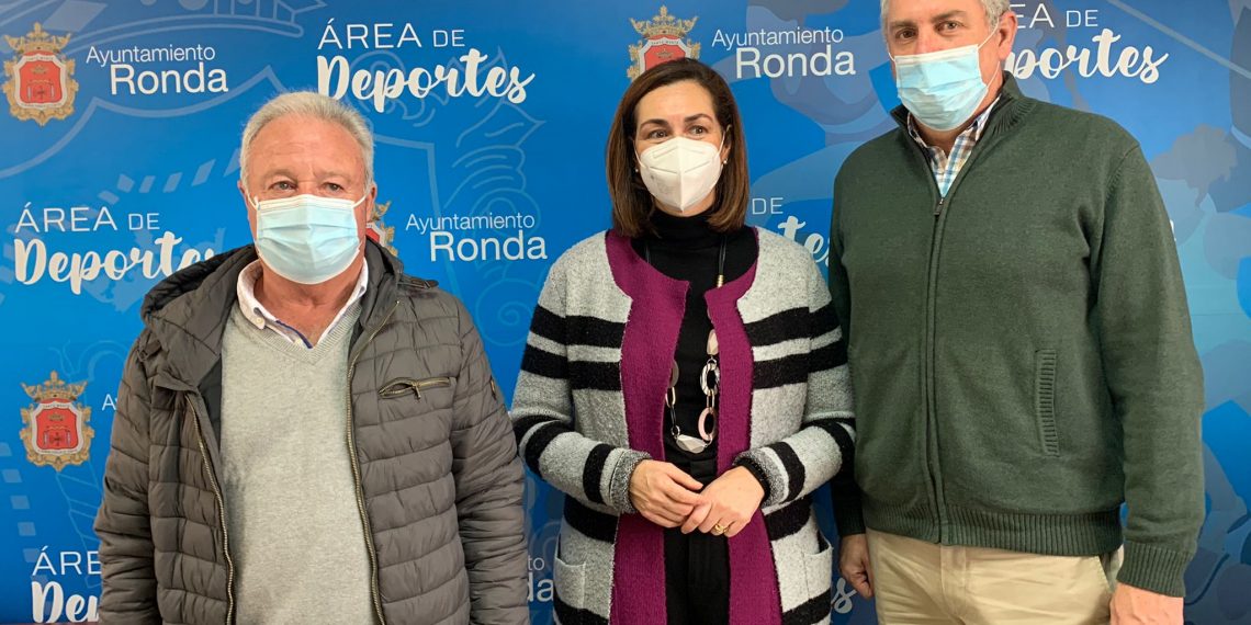 Las delegaciones de Asuntos Sociales y Deportes colaboran con el torneo solidario de fútbol organizado por Canal Charry