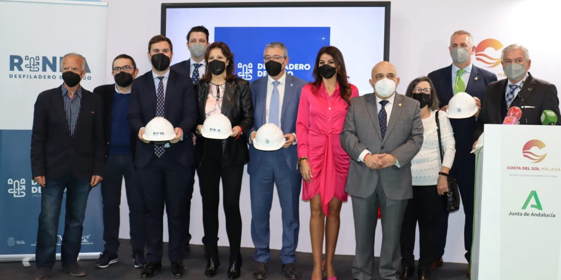 Ronda se presenta en FITUR 2022 potenciando el turismo de congresos y presentando el camino del desfiladero del Tajo y la ‘Vértigo Fashion Bridge’