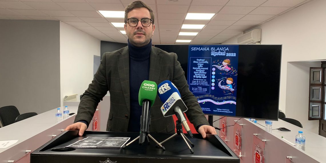 La delegación de Educación presenta las actividades programadas durante la ‘Semana Blanca musical’