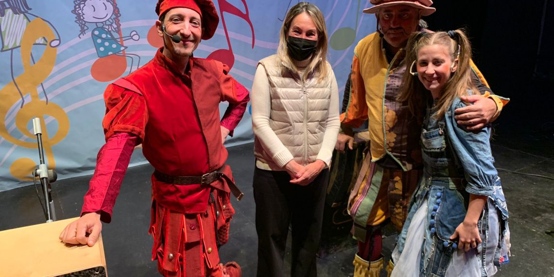 La compañía ‘Colorín y Colorada’ ofrecen un divertido viaje por todo el mundo a través de la música