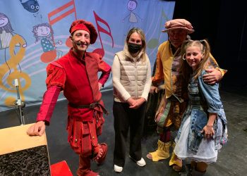 La compañía ‘Colorín y Colorada’ ofrecen un divertido viaje por todo el mundo a través de la música