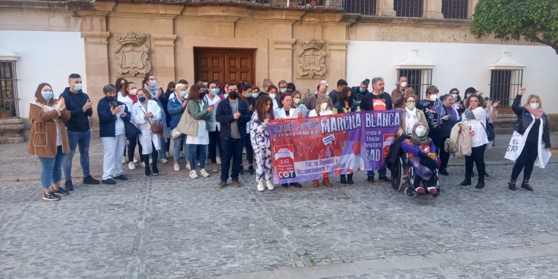 La Marcha Blanca de la Atención Domiciliaria pasa por la Serranía de Ronda