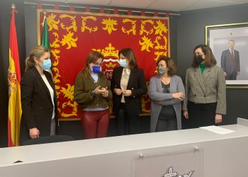 El Ayuntamiento cede gratuitamente un local en calle Jerez para AYUCA