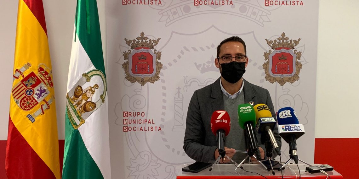 El PSOE critica las sanciones que han recibido bares y restaurantes por parte del Ayuntamiento