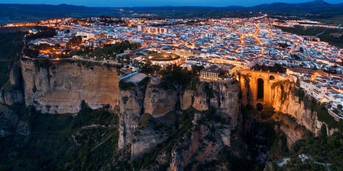 El Ayuntamiento adjudica la redacción del nuevo Plan General de Ronda