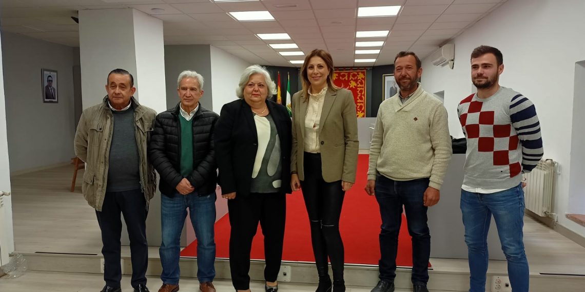 El Ayuntamiento reconoce la labor empresarial de cuatro entidades rondeñas con motivo del Día del Trabajo