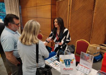 Turismo de Ronda mantiene encuentros con touroperadores y agentes del sector de Congresos en las Jornadas del Cantábrico
