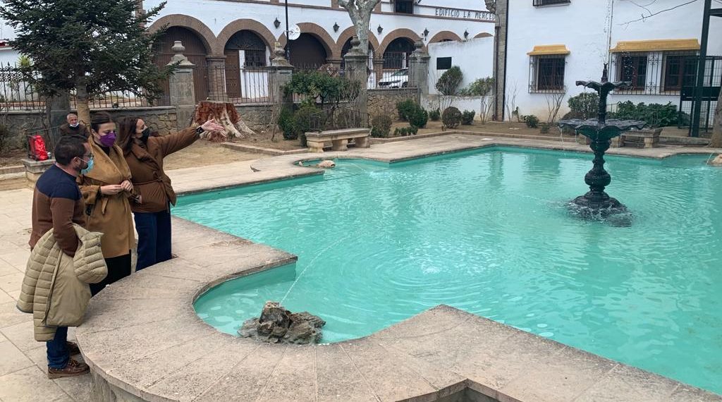 El Ayuntamiento restaura las fuentes ornamentales de la Alameda del Tajo