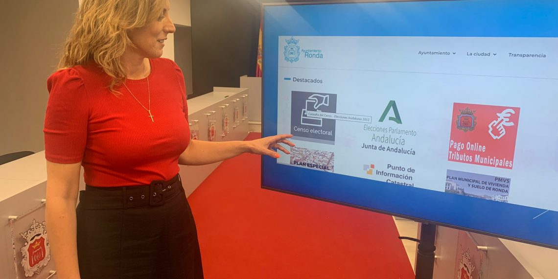 El Ayuntamiento ultima el dispositivo electoral para los comicios autonómicos del domingo