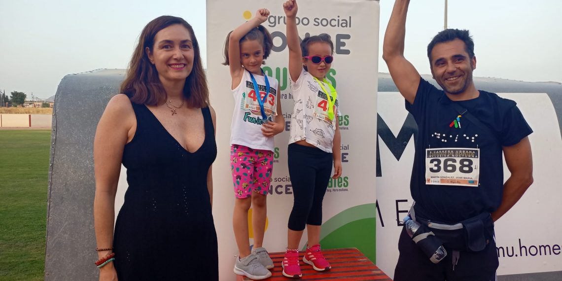 Más de doscientos deportistas han tomado parte en la X Carrera Nocturna de Ronda