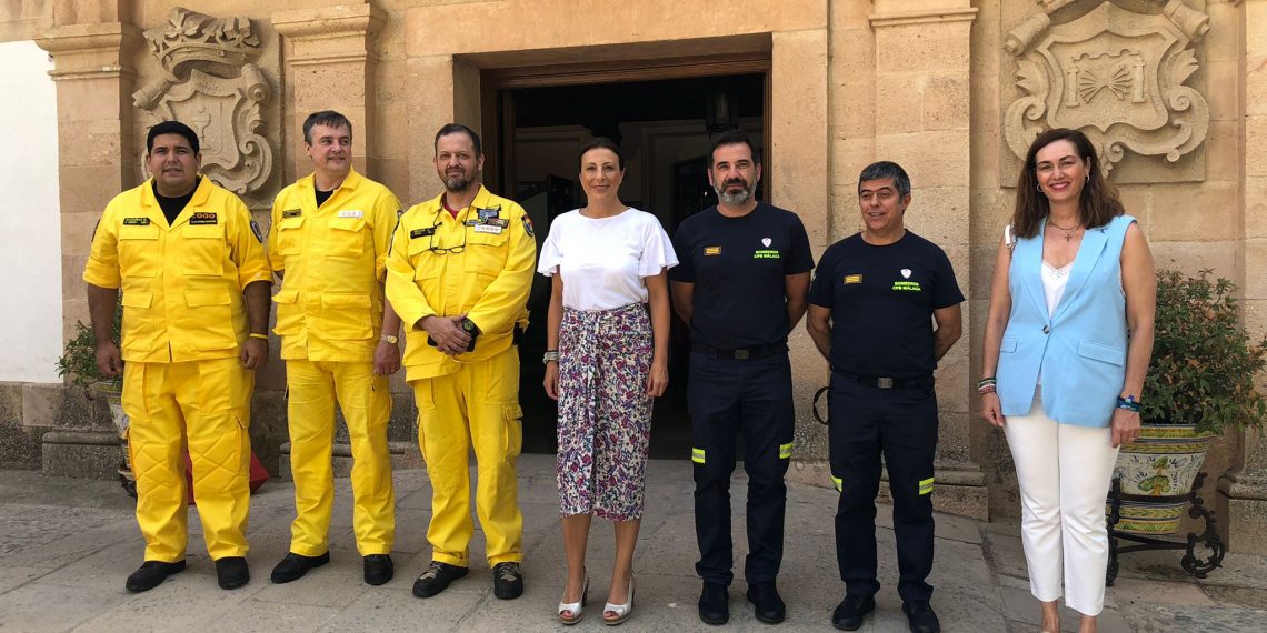 Una delegación de bomberos de Paraguay visita Ronda para conocer los sistemas de trabajo de sus compañeros en la ciudad