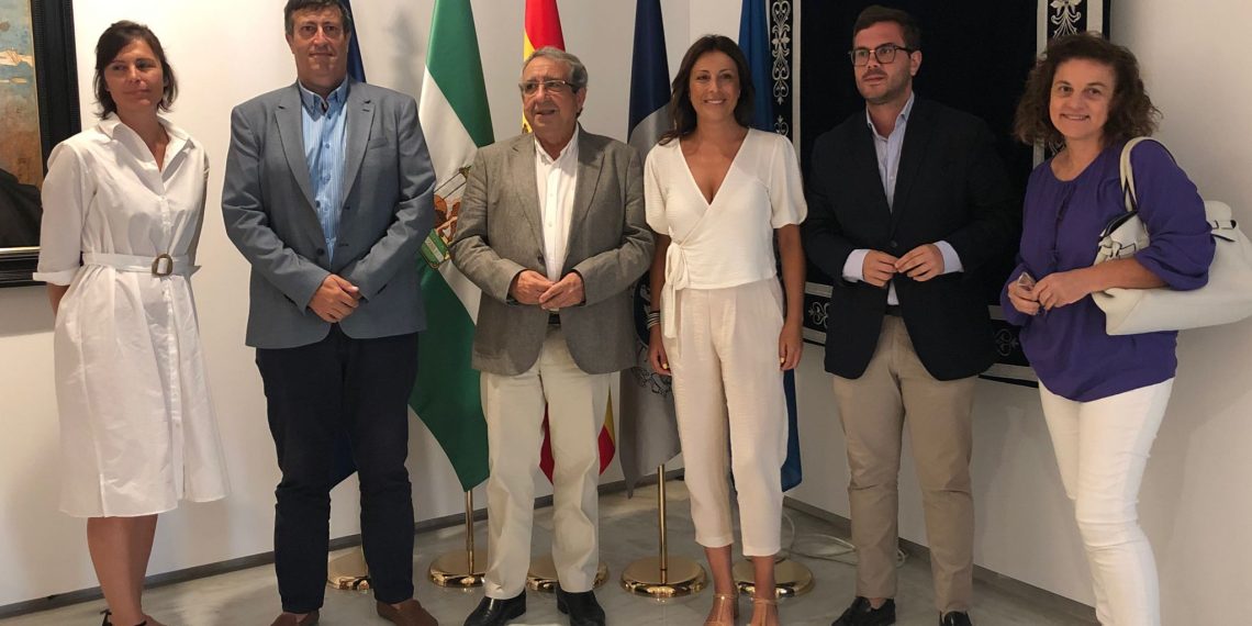 El Ayuntamiento de Ronda da los primeros pasos para la implantación del grado de fisioterapia tras el acuerdo firmado con la Universidad de Málaga