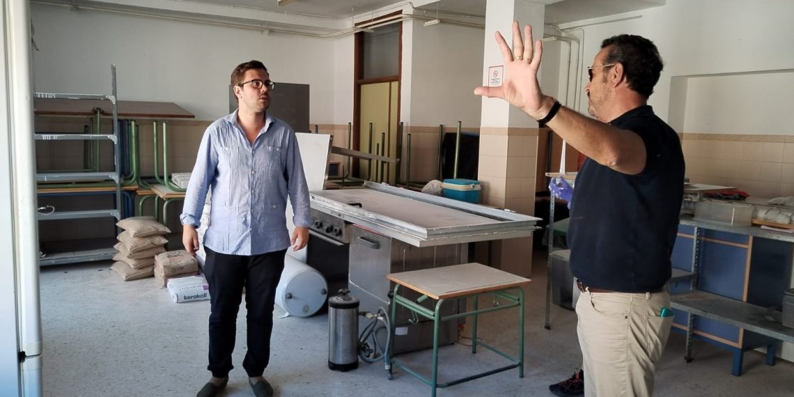 El Ayuntamiento destina alrededor de 150.000 euros al plan de mantenimiento y mejoras de colegios el presente verano