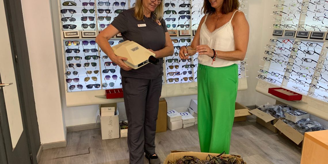 El Ayuntamiento muestra su apoyo a la iniciativa de una óptica local para crear una consulta de salud visual en el Hospital de Boma, en el Congo