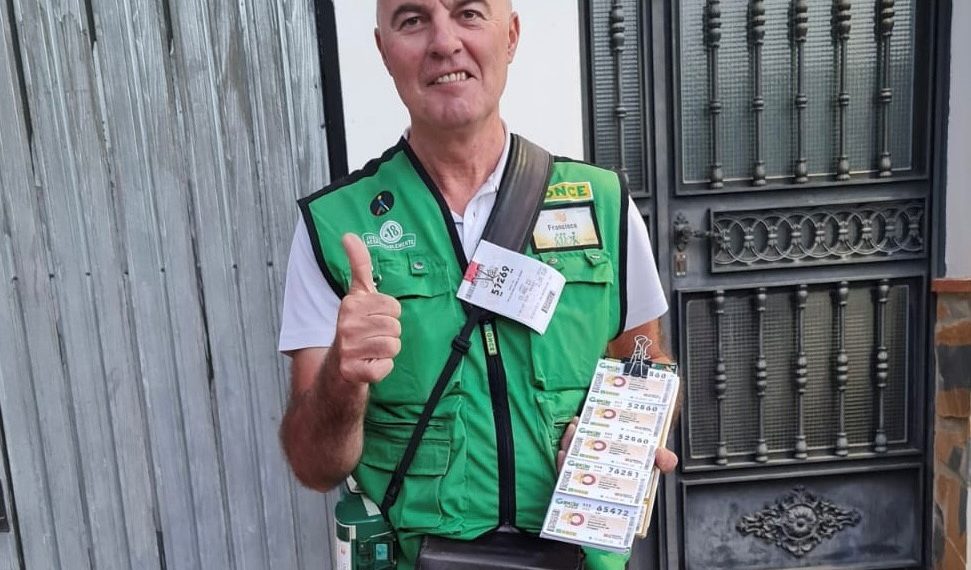 La ONCE reparte 280.000 euros entre ocho vecinos de Cortes de la Frontera