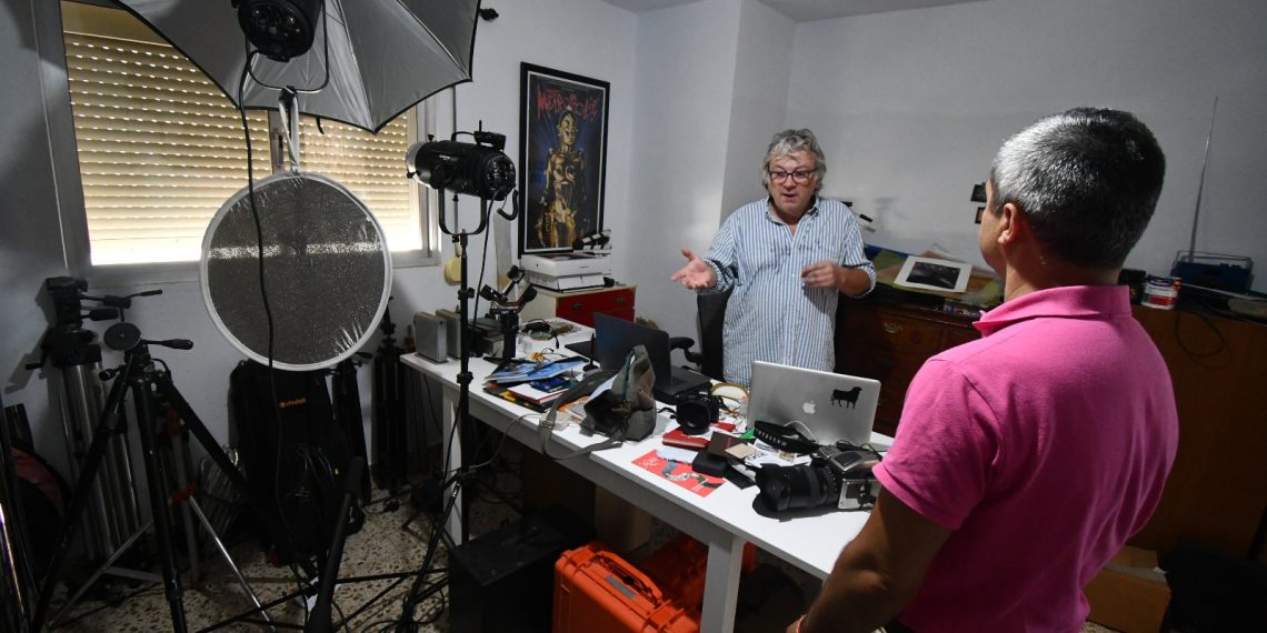 El artista Sebastina Hedgecoe fija su residencia en Genalguacil