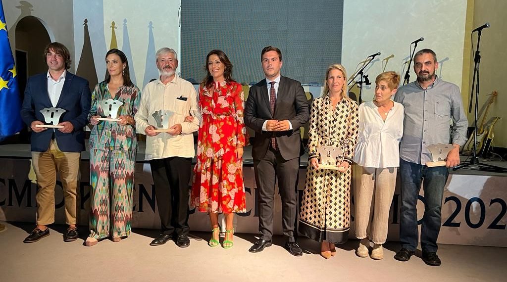 Turismo galardona a cinco entidades rondeñas por su labor en favor de la promoción de la ciudad