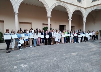 El Ayuntamiento de Ronda hace entrega de las becas de la Fundación Virgen de la Paz