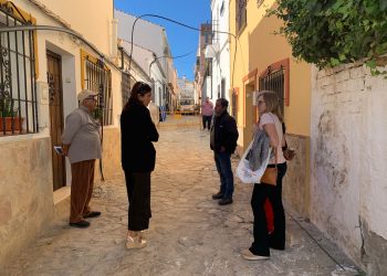 El Ayuntamiento inicia las obras de la calle Pinsapar que mejorarán el saneamiento en la zona
