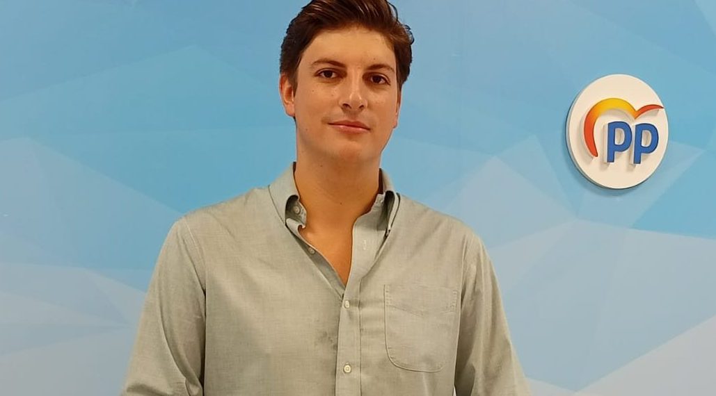 NNGG reivindica el cheque escolar como media de apoyo a las familias del Gobierno de Juanma Moreno