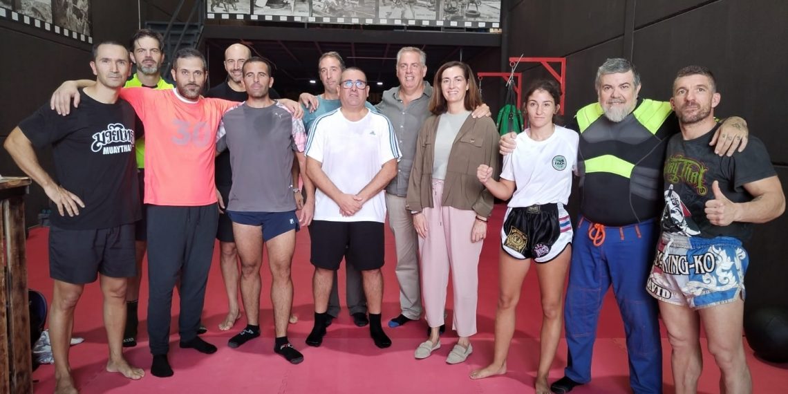 El Ayuntamiento de Ronda organiza un curso de defensa personal donde participan 25 policías locales