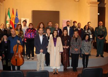 El Ayuntamiento conmemora el Día Internacional contra la violencia hacia las mujeres con un acto reivindicativo