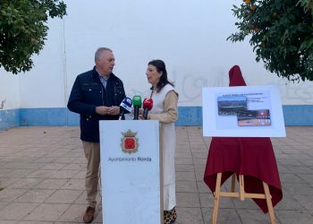 El Ayuntamiento creará un nuevo polideportivo en las instalaciones deportivas junto a la carretera de El Burgo  
