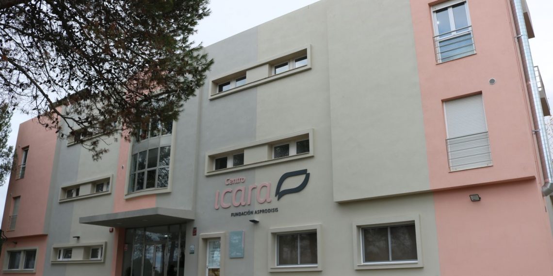 Fundación Asprodisis bautiza como “Centro Ícara” al edificio que recientemente ha estrenado en las instalaciones del antiguo albergue municipal