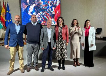 Ronda inaugura la programación navideña con el encendido del alumbrado y el nombramiento oficial de la Cartera Real y los Reyes Magos de este año